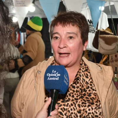 Las autoridades municipales llamaron a “seguir festejando la Patria”, durante la Velada Patriótica