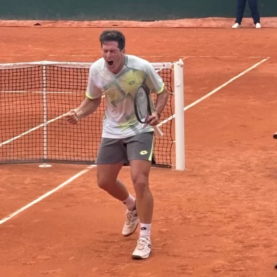 Federico Gómez renace en París: victoria épica y mensaje de superación