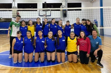Se viene el Nacional de Voley Sub-14 en Bariloche: Santa Cruz afina sus jugadores