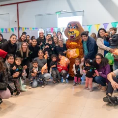 Othar Macharashvili celebró en el Centro Cultural con más de 200 niños de los Jardines Maternales