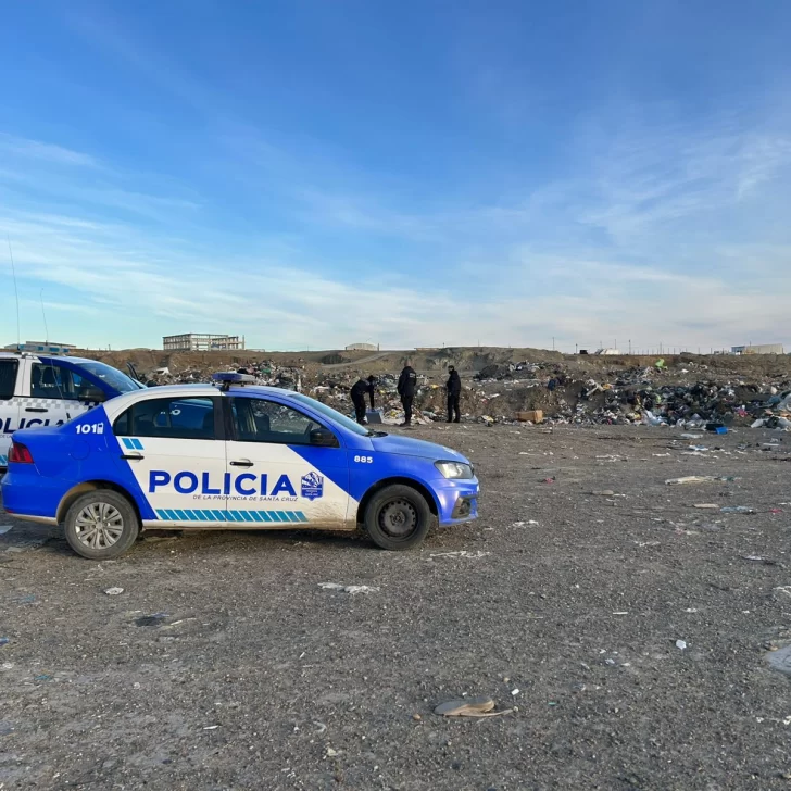 Bebé hallado en el vaciadero de Caleta Olivia: buscan determinar si el parto se hizo en clandestinidad