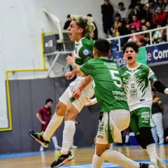 Caleta Olivia y Rio Grande van por el tercer puesto en Comodoro