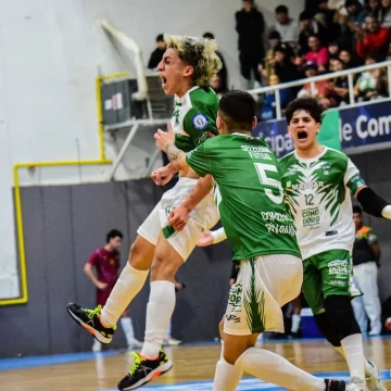 Caleta Olivia y Rio Grande van por el tercer puesto en Comodoro