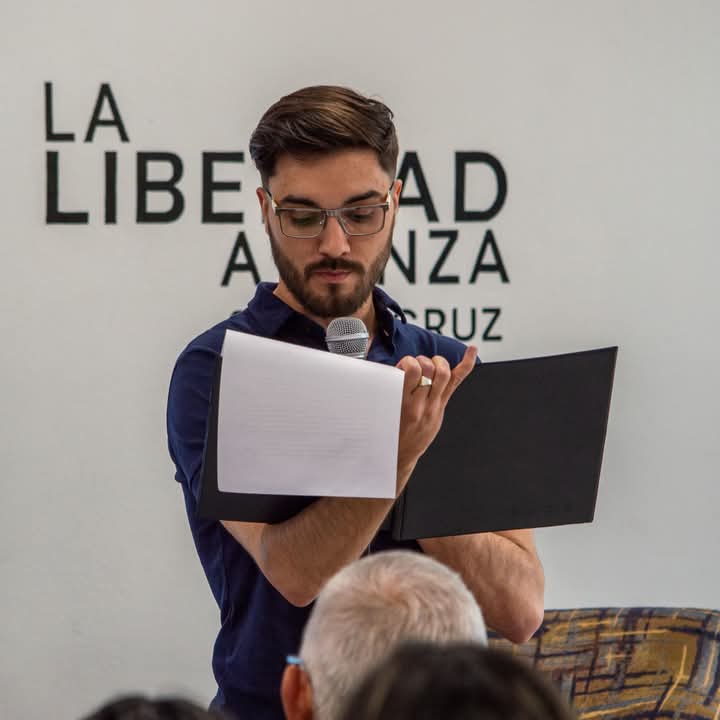 El Gobierno designó al hermanastro del referente libertario de Santa Cruz al frente de Vialidad Nacional: "La casta política es la Libertad Avanza"