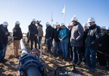 El gobernador Claudio Vidal inaugurará la obra del acueducto a Caleta Olivia
