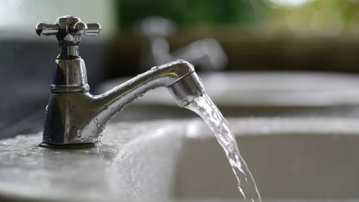 Corte de agua en Río Gallegos: finalizaron las reparaciones en el acueducto dañado