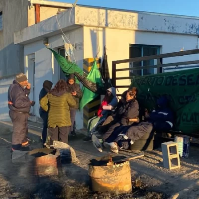 Puerto Deseado: ATE mantiene el acampe frente al Municipio