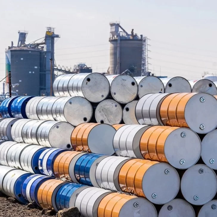Se disparan los precios del petróleo y del oro tras el ataque de Israel a Irán