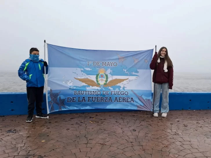 La Fuerza Aérea Argentina conmemoró su Bautismo de Fuego y honró a los héroes de Malvinas con un emotivo acto en Río Gallegos