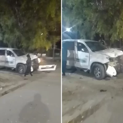 Impactante choque en Río Gallegos: una camioneta se estrelló contra un poste de alumbrado en barrio Belgrano