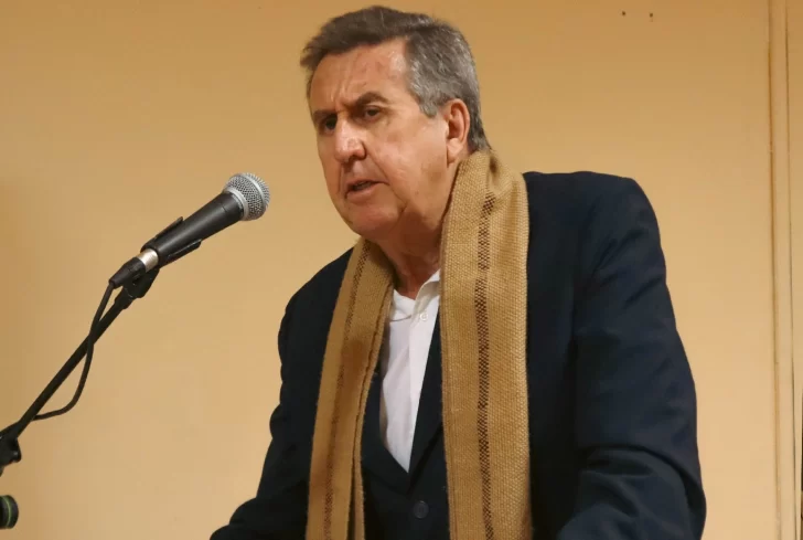 Carlos Lisoni asume la Comisión de Fomento de Cañadón Seco y deberá convocar a elecciones