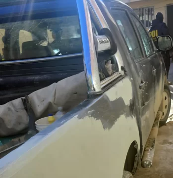 Hallaron la camioneta que había embestido a un motociclista y le había provocado lesiones graves