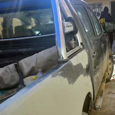 Hallaron la camioneta que había embestido a un motociclista y le había provocado lesiones graves