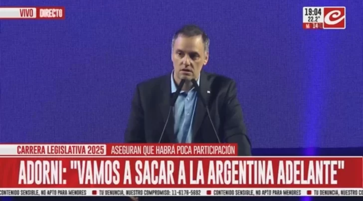 Javier Milei acompañó a Manuel Adorni en el cierre de campaña: habló de &#8220;los amarillos fracasados&#8221; y &#8220;el cajón del kirchnerismo&#8221;