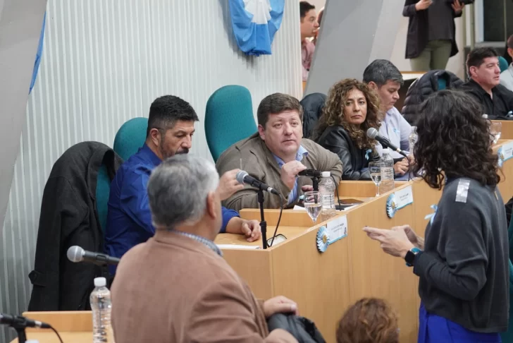 Santa Cruz aprobó una ley electoral que vence en 7 meses tras derogar la Ley de Lemas
