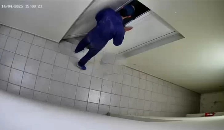 En Río Gallegos: un hombre simuló ser trabajador del natatorio y robó elementos de limpieza