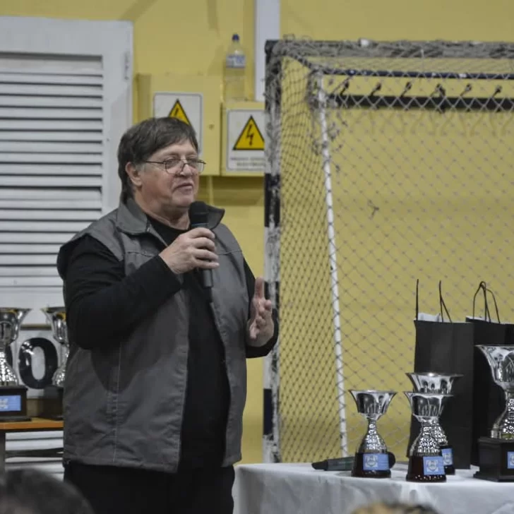 Torneo homenaje al profesor Luis Alonso en el Colegio Salesiano