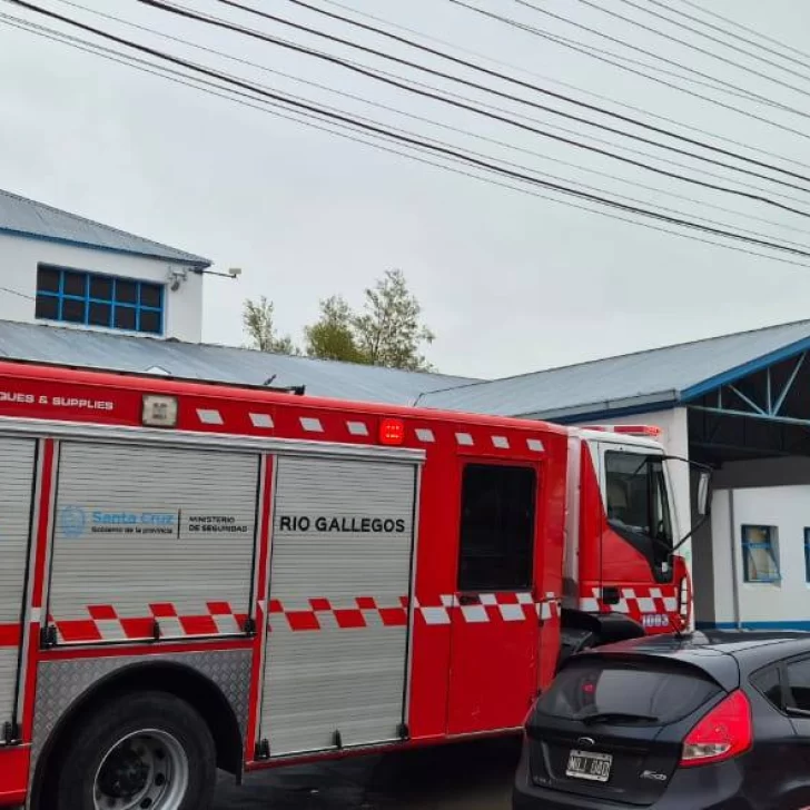 Pérdida de gas en la Escuela Especial N°6 de Río Gallegos: evacuaron el edificio y hay docentes hospitalizados