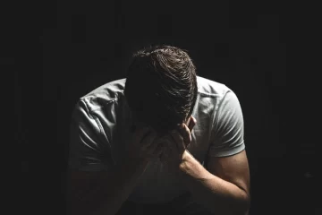 Tras 15 años, descubrió que 4 de sus 7 hijos no eran suyos