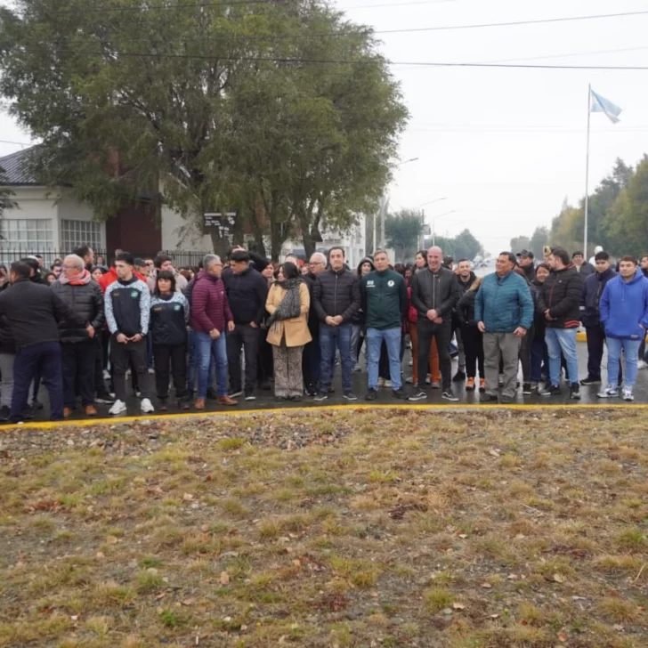 Pablo Grasso inauguró la Rotonda de los Trabajadores Argentinos: “La única lucha que se pierde es la que se abandona”