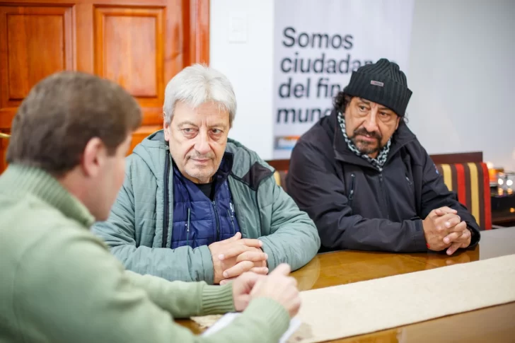  Gustavo Melella, Abel Furlán y el secretario General de la UOM Río Grande, Oscar Martínez.