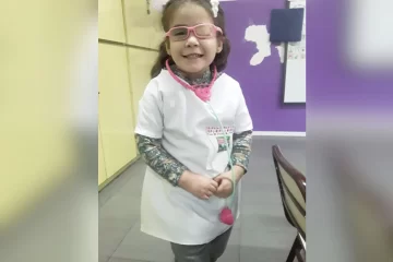 Una nena perdió sus anteojos recetados en Río Gallegos y su mamá pide ayuda para encontrarlos