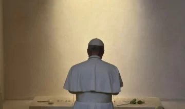 El nuevo papa León XIV visitó la tumba de Francisco