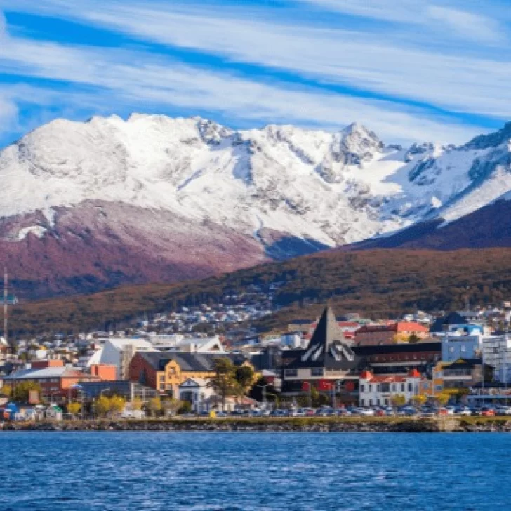 Por un terremoto en el sur de Chile, hay alerta de tsunami y evacuaciones preventivas en Punta Arenas y Ushuaia