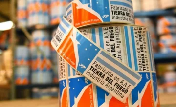 Tierra del Fuego: comenzó el paro total en rechazo a la baja de aranceles Tierra del Fuego: comenzó el paro total en rechazo a la baja de aranceles