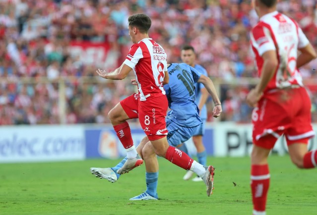 Pelota Libre o Fútbol Libre: dónde ver en vivo Unión vs. Belgrano por el Torneo Apertura