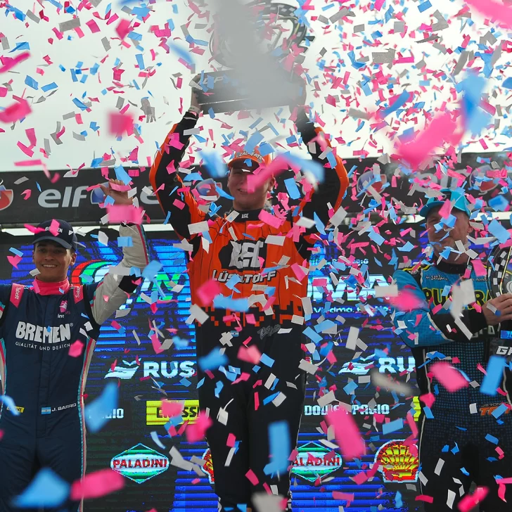 Espectacular primera victoria de Thiago Martínez en Viedma Espectacular primera victoria de Thiago Martínez en Viedma