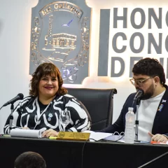 Concejo Deliberante: La oposición aprovechó la ausencia de Kamú y sancionó un “beneplácito” por la condena a Cristina