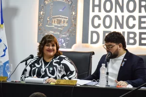 Concejo Deliberante: La oposición aprovechó la ausencia de Kamú y sancionó un “beneplácito” por la condena a Cristina Concejo Deliberante: La oposición aprovechó la ausencia de Kamú y sancionó un “beneplácito” por la condena a Cristina