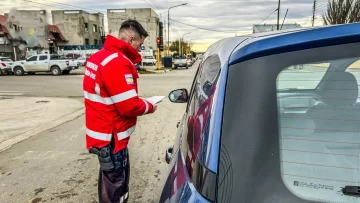 Bomberos de Santa Cruz lanzan campaña masiva de prevención de incendios en Río Gallegos Bomberos de Santa Cruz lanzan campaña masiva de prevención de incendios en Río Gallegos