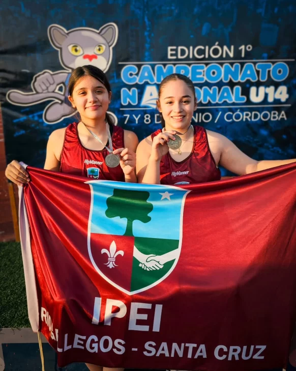  Valentina Rattalino junto a Pilar Álvarez, segundo y primer puesto en disco.