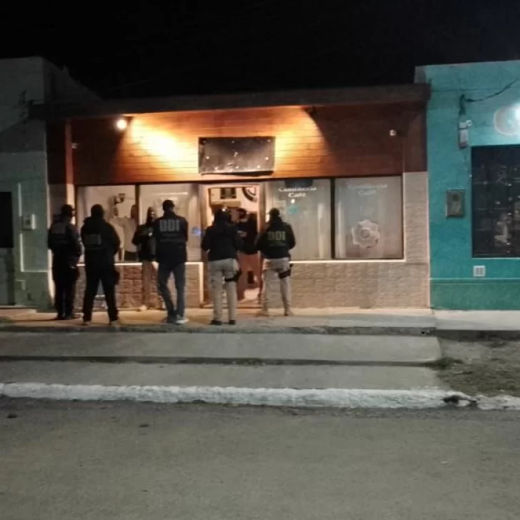 Perito Moreno: secuestraron rodados, clausuraron un boliche y detectaron droga en controles