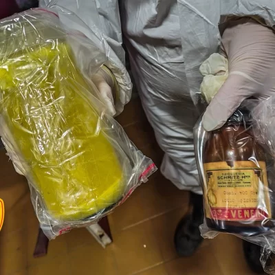 En Río Gallegos: compró un botiquín antiguo y encontró un frasco de veneno