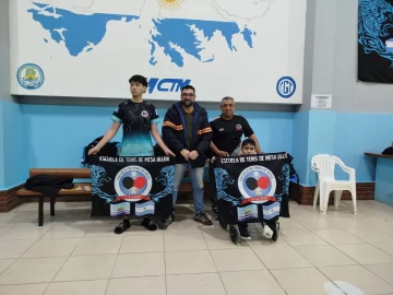 Dos jóvenes santacruceños rumbo al Nacional de Tenis de Mesa Adaptado Dos jóvenes santacruceños rumbo al Nacional de Tenis de Mesa Adaptado