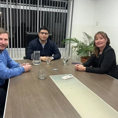 Claudio Vidal se reunió con la intendenta Zulma Neira: “Los Antiguos nos necesita unidos”