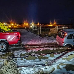 Bomberos asistieron dos rescates vehiculares por escarcha en El Calafate y Puerto Deseado