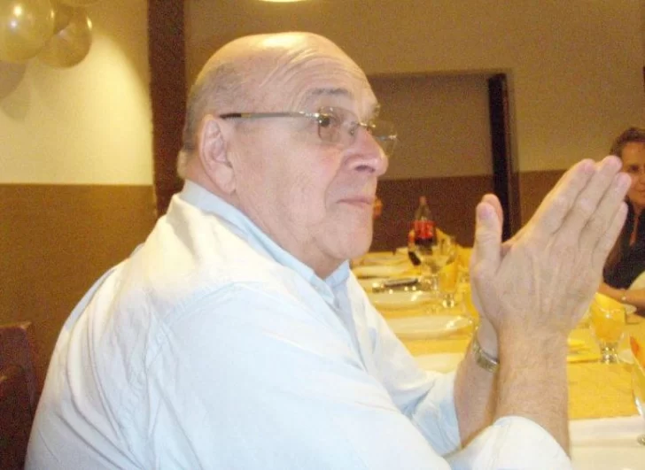 Murió el periodista de Santa Cruz, Luis Carlos “Bocha” Navarro