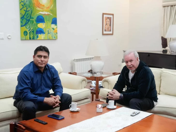  El 5 de abril, encuentro con el gobernador Claudio Vidal.