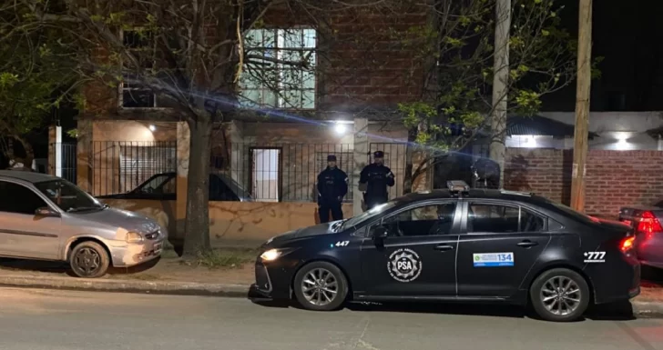  Momento en el que se realizaba uno de los allanamientos. (FOTO: POLICÍA DE SEGURIDAD AEROPORTUARIA)
