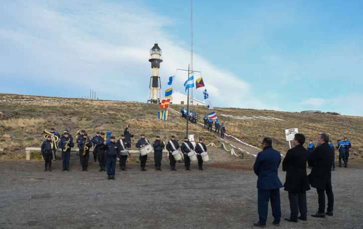  El acto se hizo en un escenario magnífico como sólo puede ofrecer Cabo Vírgenes.