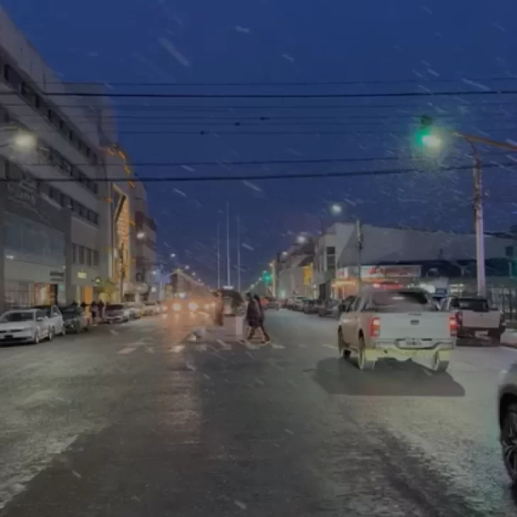 A tres días del inicio del invierno, llegó la nieve a Río Gallegos: cómo seguirá el clima 