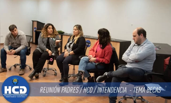  Es fuerte la participación de Newmont en el programa de becas del HCD de Perito Moreno, que se financia en casi un 50% con recursos de la compañía, ha beneficiado a la fecha a más de 500 estudiantes desde su creación.