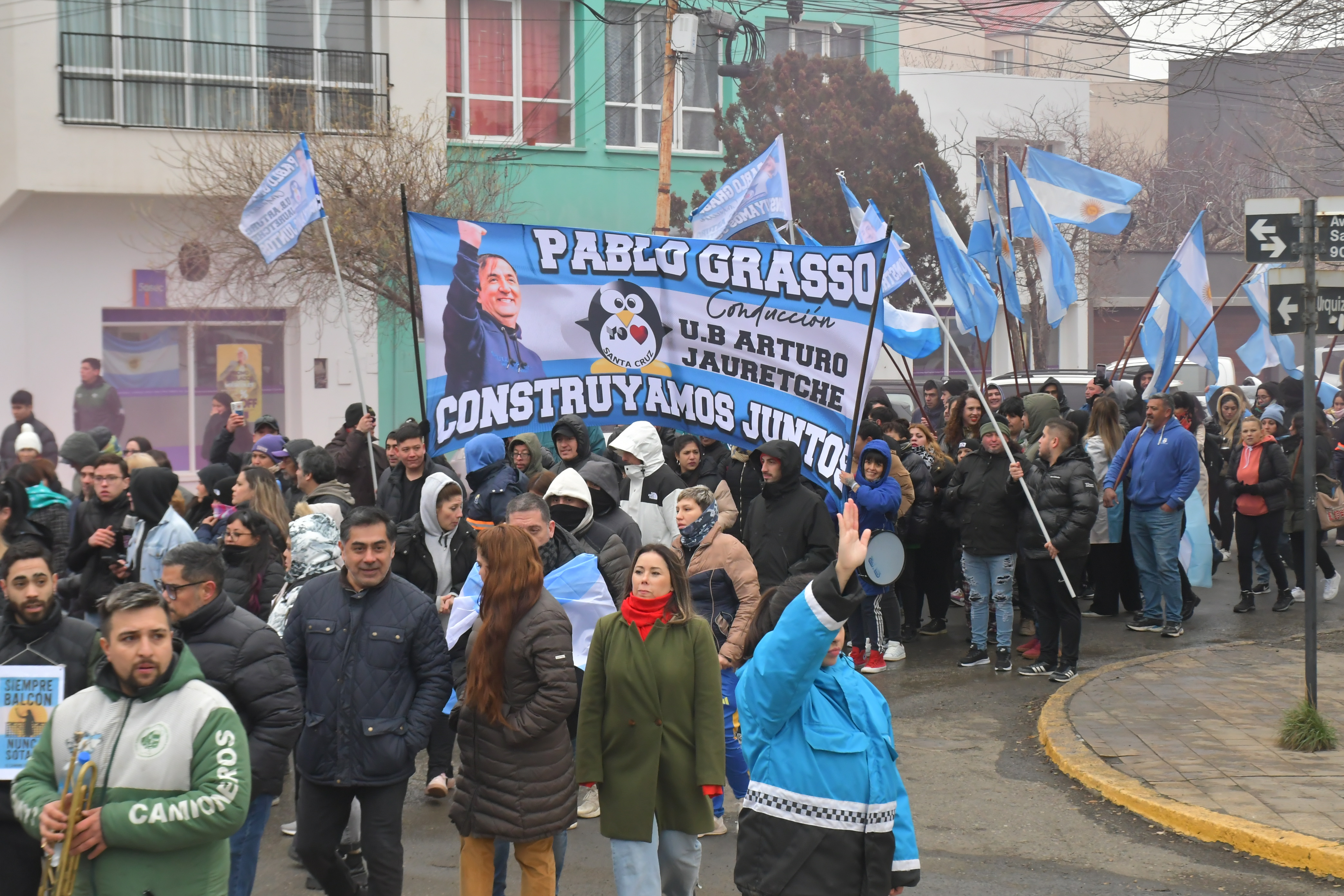  Uno de los sectores que acompañó, el de Construyamos Juntos