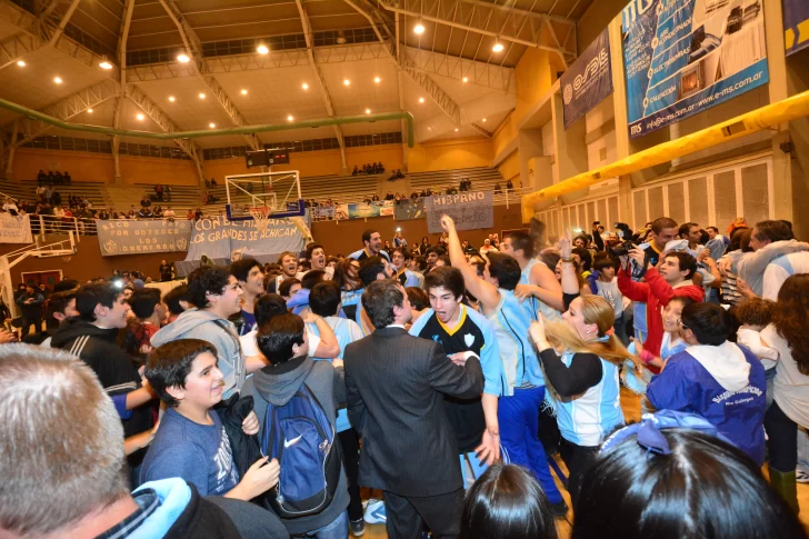  EL PRIMER ASCENSO. 10 de junio de 2014, Hispano ascendía al Torneo Nacional de Ascenso (TNA).