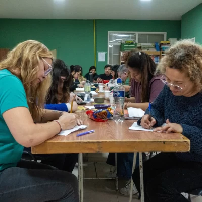 “Andábamos para escribir”, el encuentro que invitó a atreverse a la escritura literaria