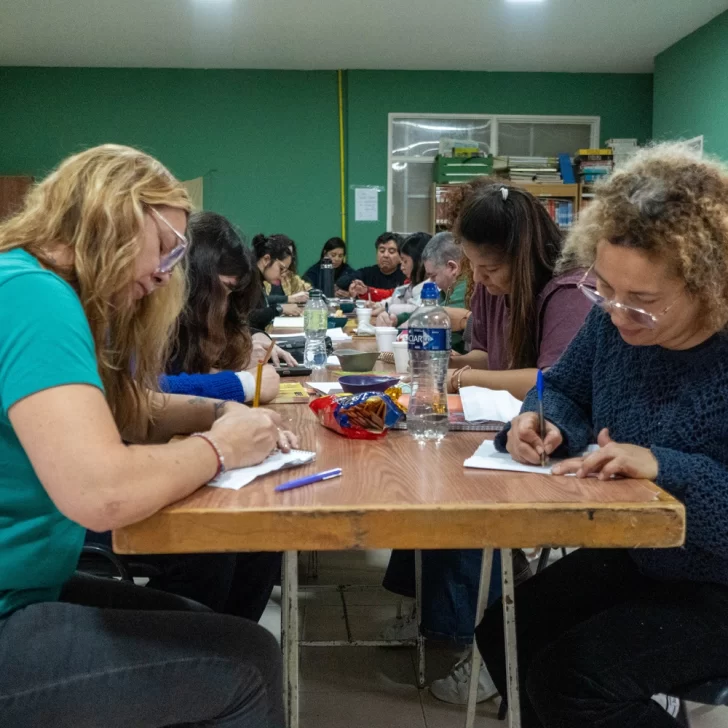 “Andábamos para escribir”, el encuentro que invitó a atreverse a la escritura literaria